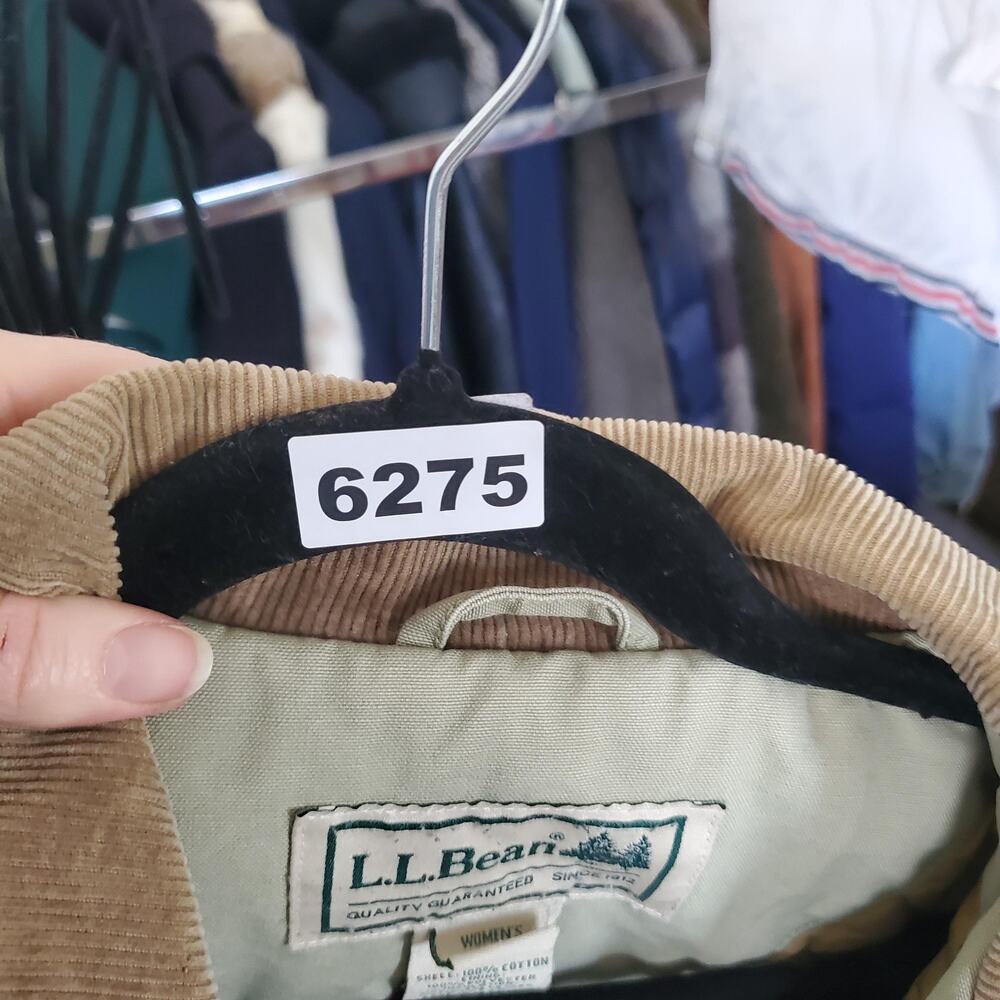 LL Bean Jacket Womens Medium Petite Green Canvas Barn Coat Corduroy Collar Lined - Picture 9 of 9